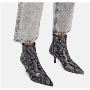 Anine Bing Ava boots in blue python